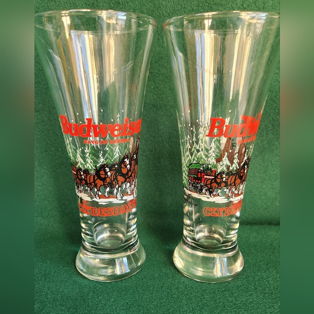 2 Vintage Budweiser Glasses 1989 Clydesdale Horses Equestrian Beer Barware Winte